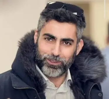 Arthur, 41 of Toronto, Ontario,  dating