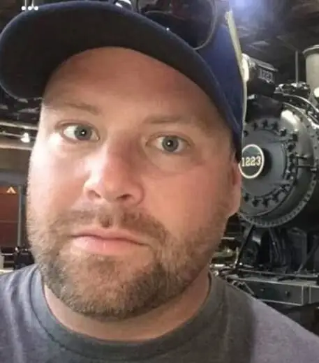 Greg, 44 of Toronto, Ontario,  dating