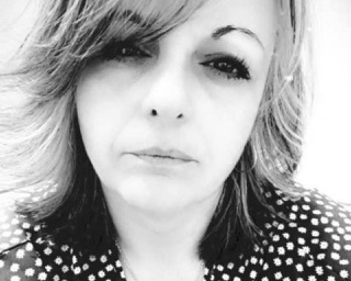 Sue Murray, 49 of Brockville, Ontario,  dating