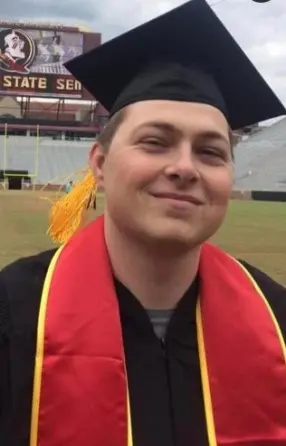 Nick, 31 of Largo, Florida,  dating