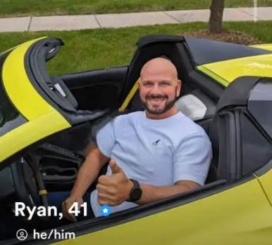 Ryan, 44 of Toronto, Ontario,  dating
