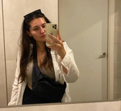 Victoria, 28 of Toronto, Ontario,  dating