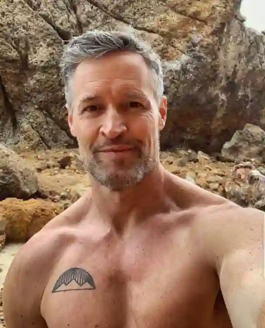 Noah, 58 of Calgary, Alberta, Canada dating