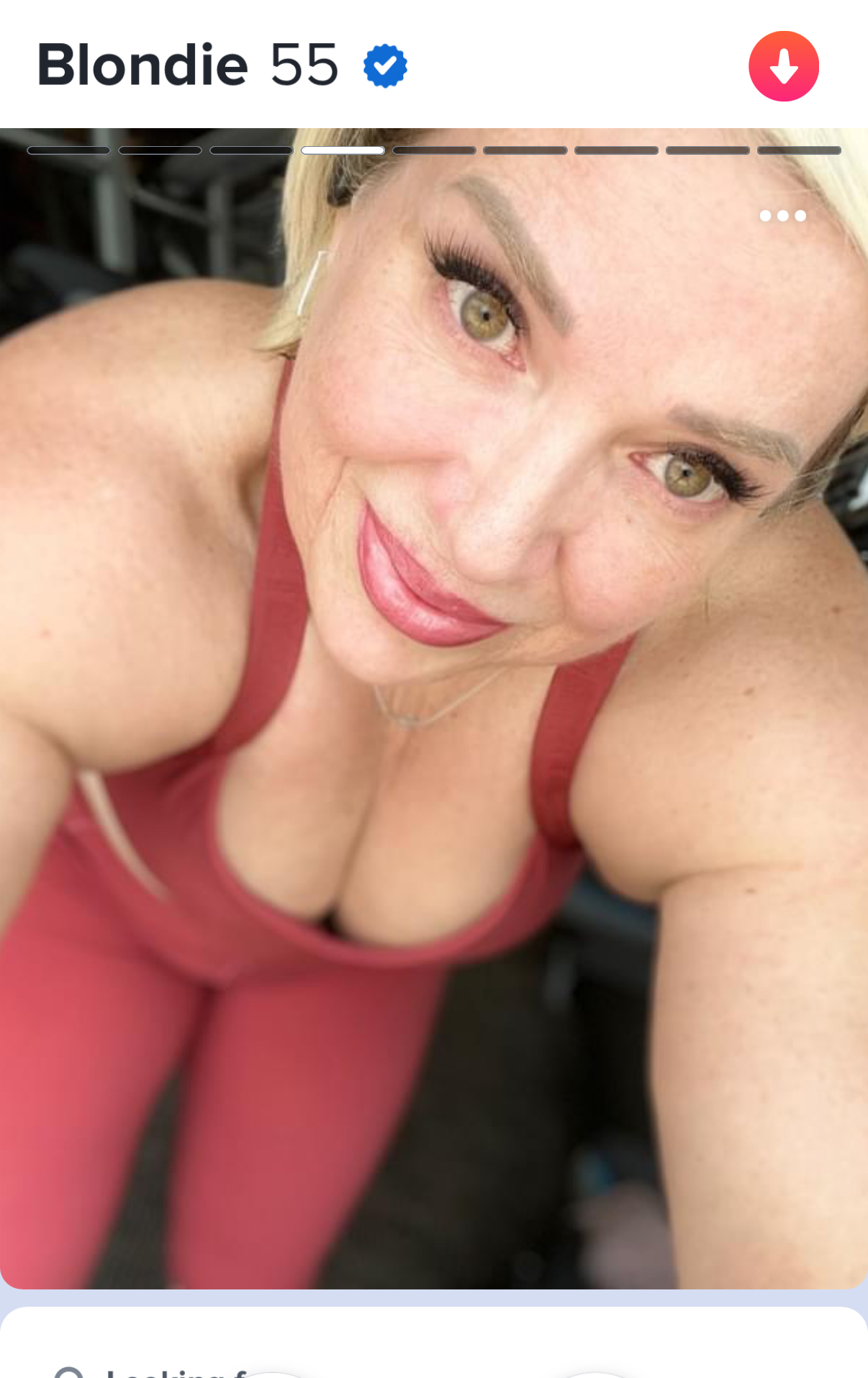 Tracey, 55 of Hamilton, Ontario, Canada dating