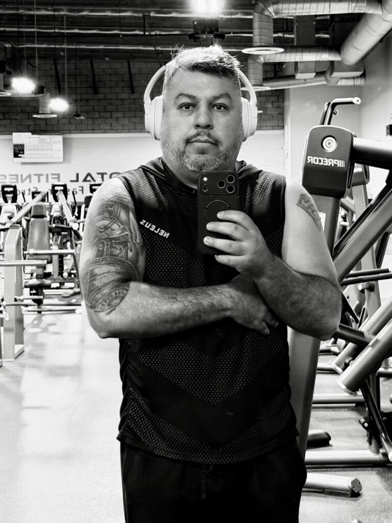 Michael, 49 of Twentynine Palms, California,  dating