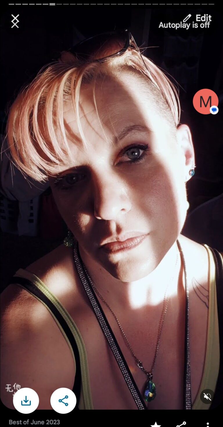 Heather , 44 of Camas, Washington,  dating
