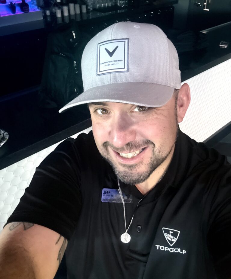 Jeff, 48 of St. Louis, Missouri,  dating